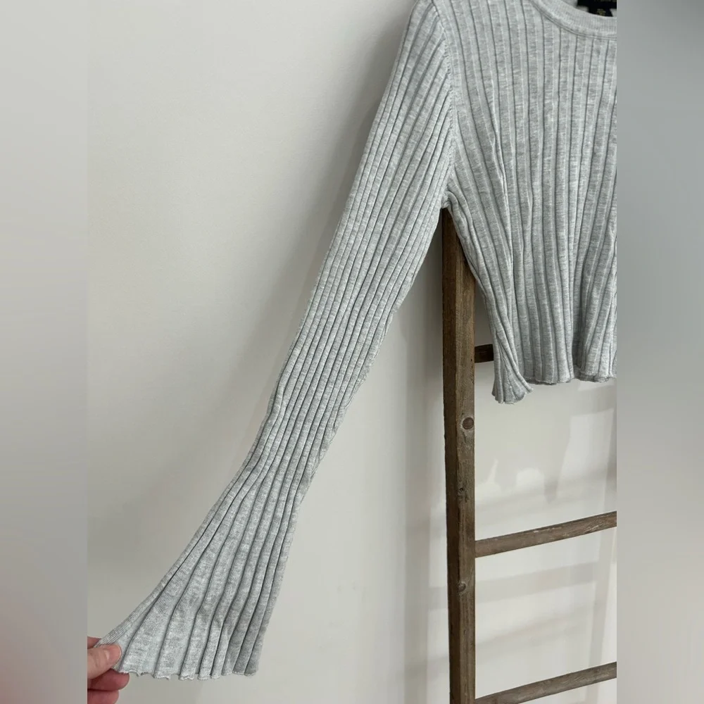 House of Harlow 1960 Gray Ribbed Long Sleeve Cropped Y2K Top Women’s Size L NWT - Picture 5 of 8